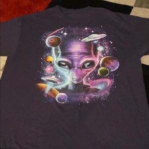 Trippy alien t-shirt